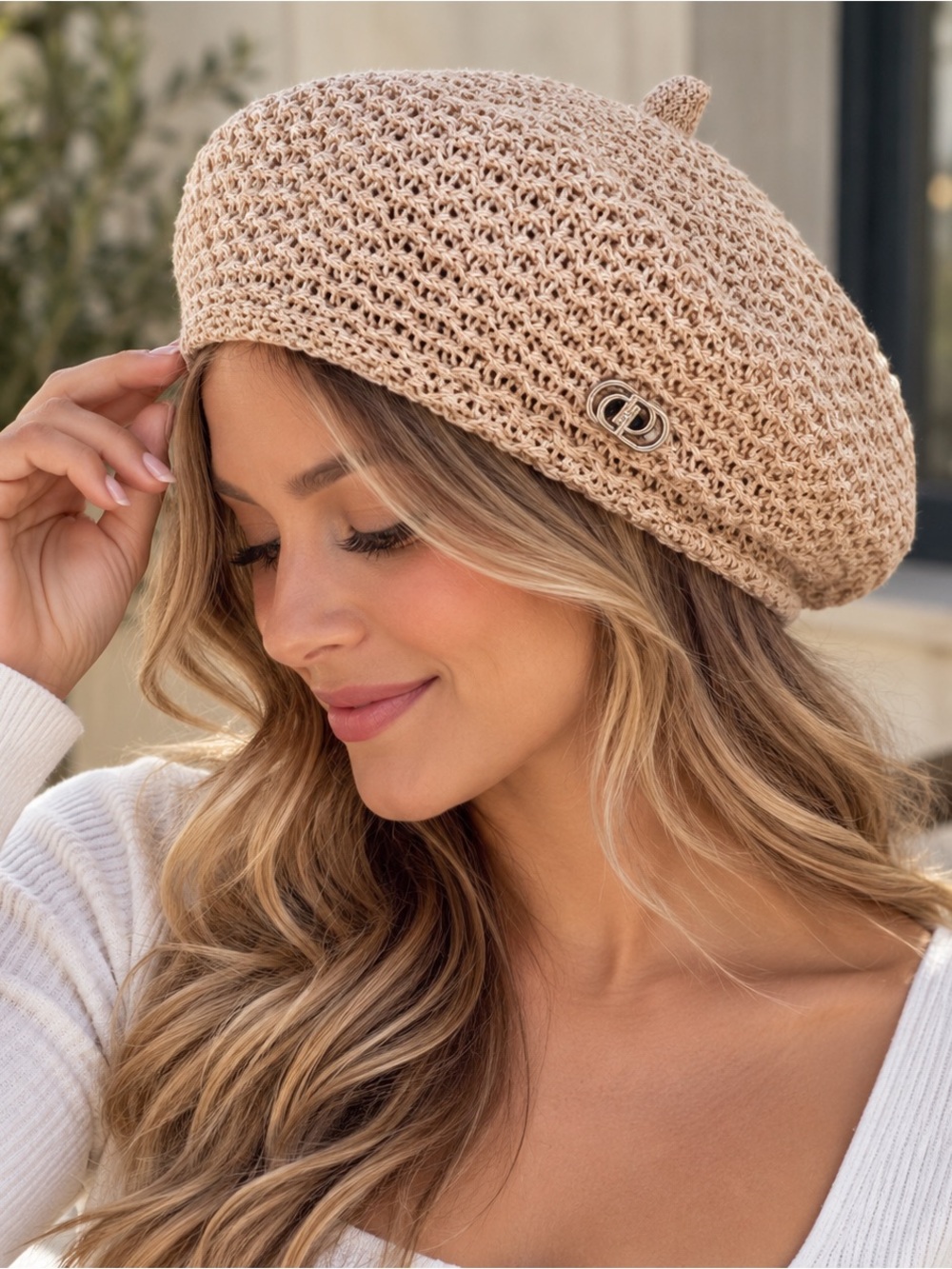 Women’s Beige Crochet Knit Beret Hat French Style NWOT